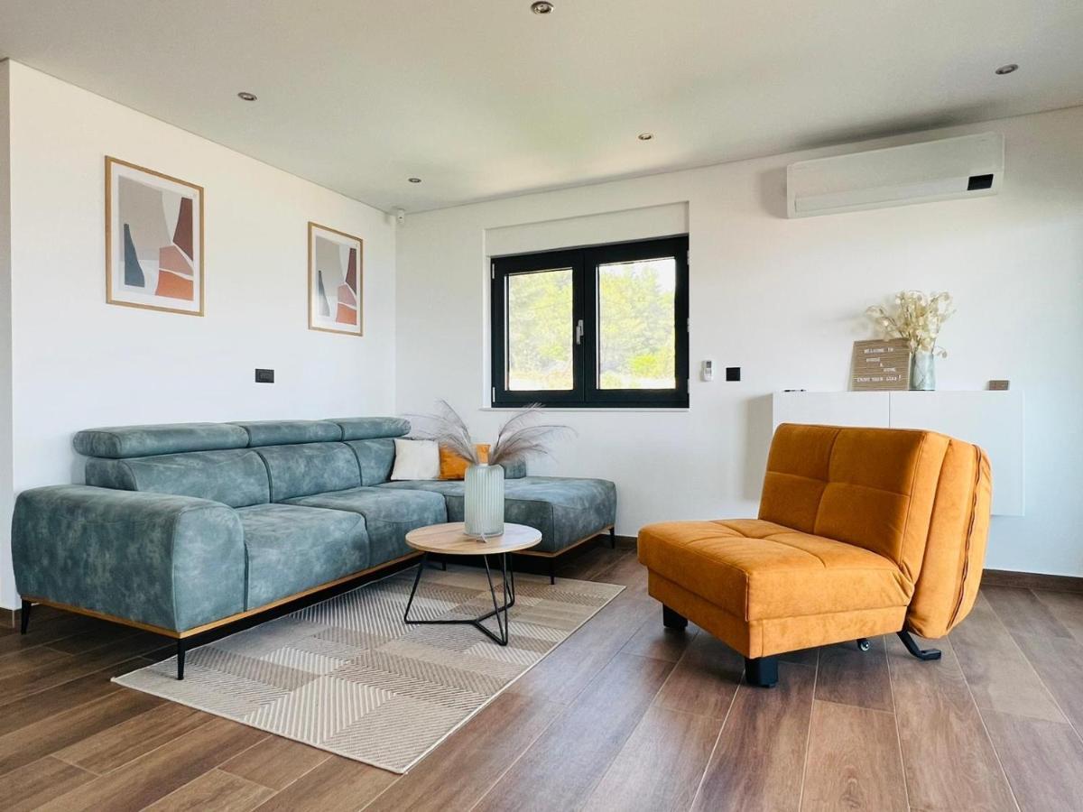 House & Home Slatine Εξωτερικό φωτογραφία
