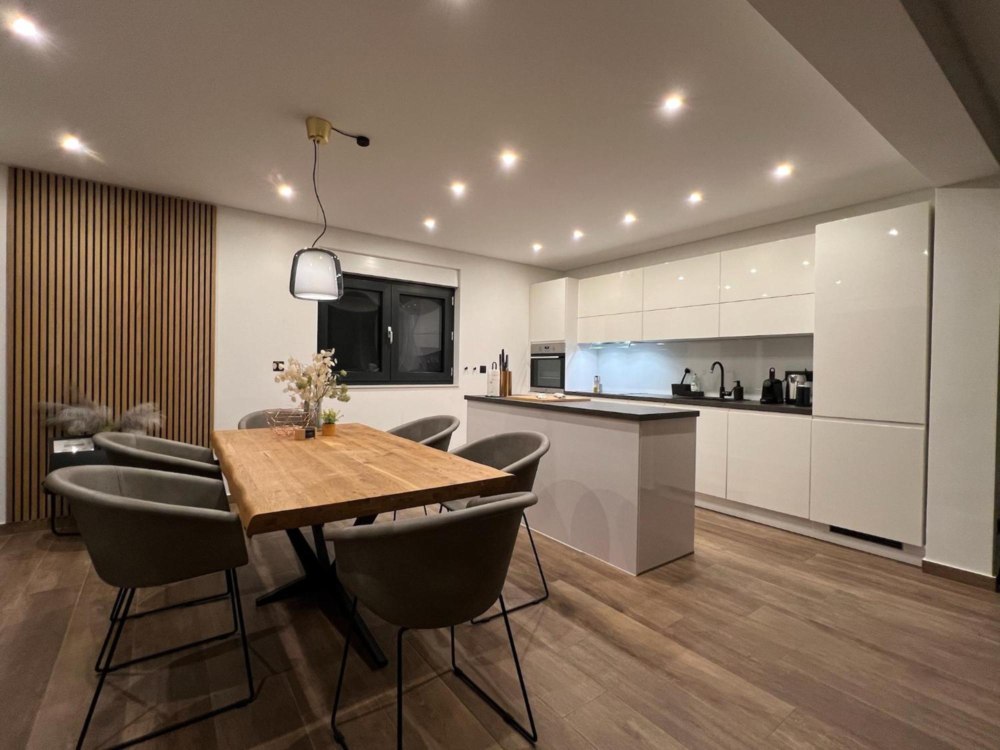 House & Home Slatine Εξωτερικό φωτογραφία