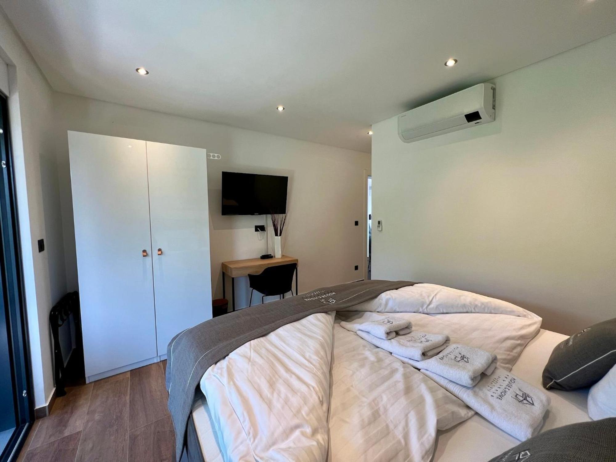 House & Home Slatine Εξωτερικό φωτογραφία